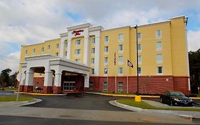 Hampton Inn- Suffolk