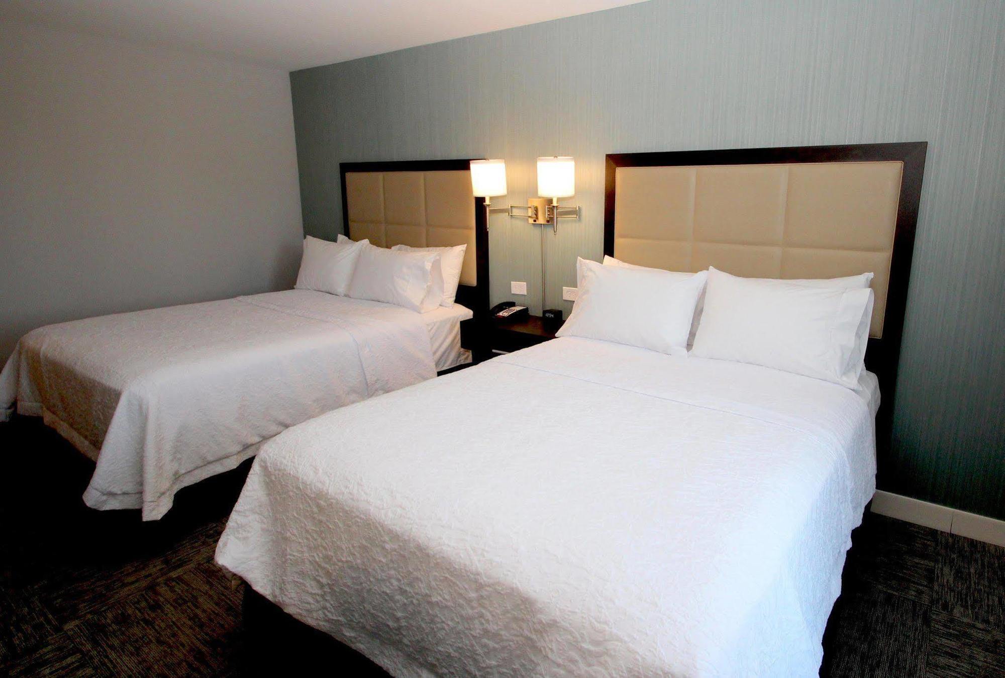 Hampton Inn- Suffolk Esterno foto